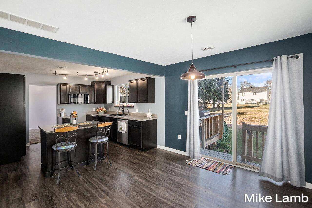 Sparta, MI 49345,163 Grove ST