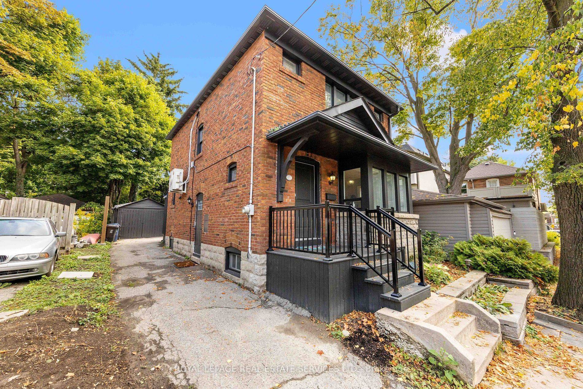 Toronto C04, ON M4N 2V4,1565 Mount Pleasant RD