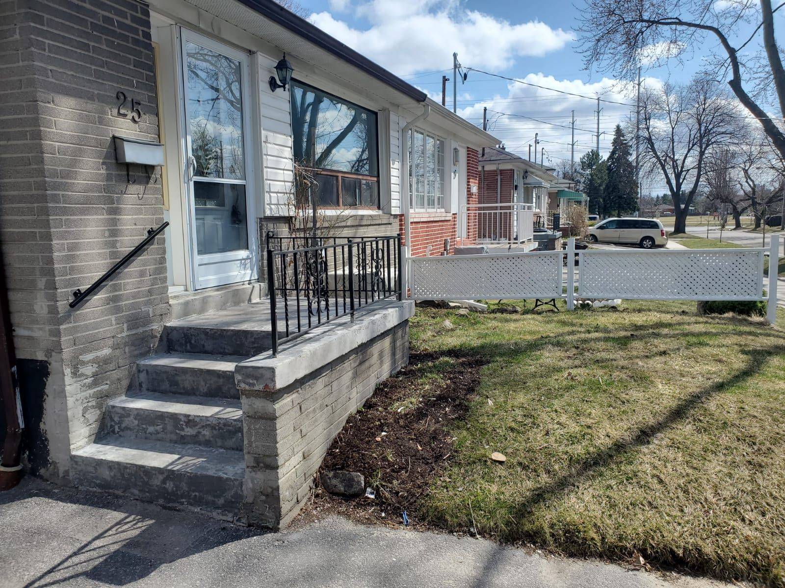 Toronto E09, ON M1P 3S6,25 Rushley DR