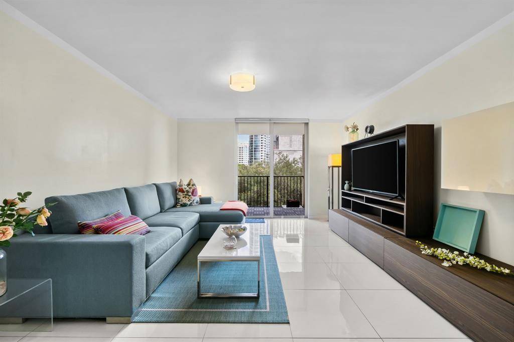 Fort Lauderdale, FL 33301,520 SE 5th Ave #2406