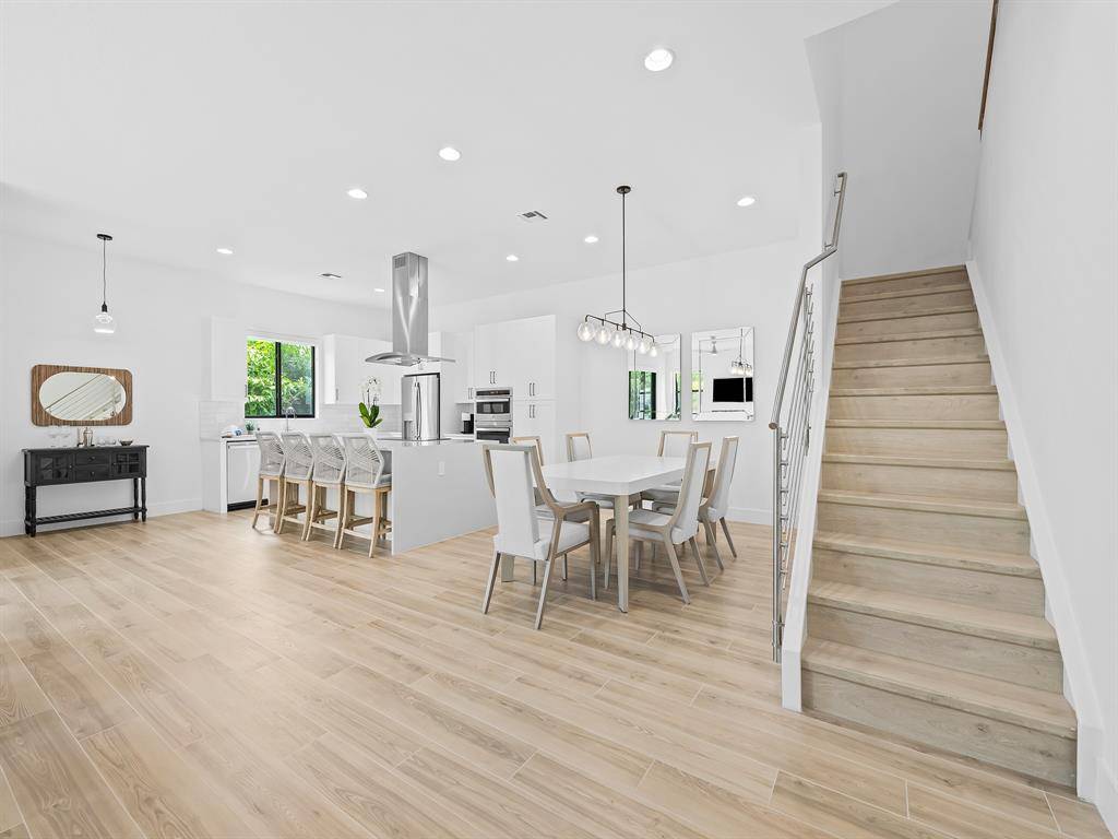 Fort Lauderdale, FL 33315,1446 SW 23rd Court