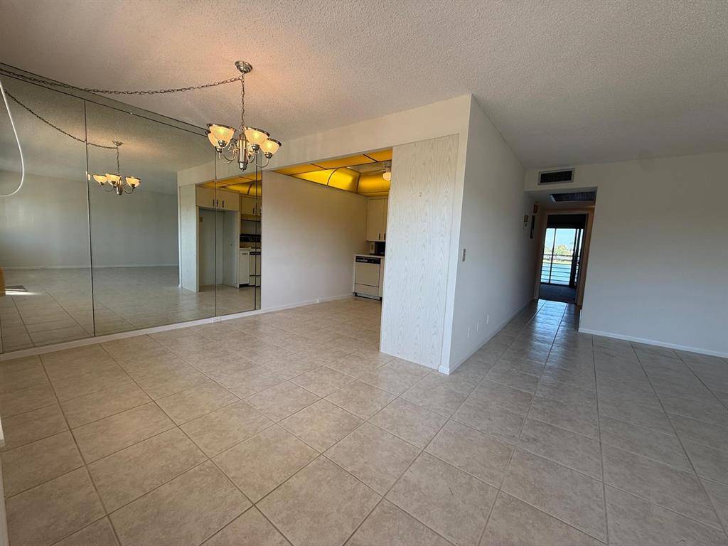 Boca Raton, FL 33434,3022 Ainslie B #3022