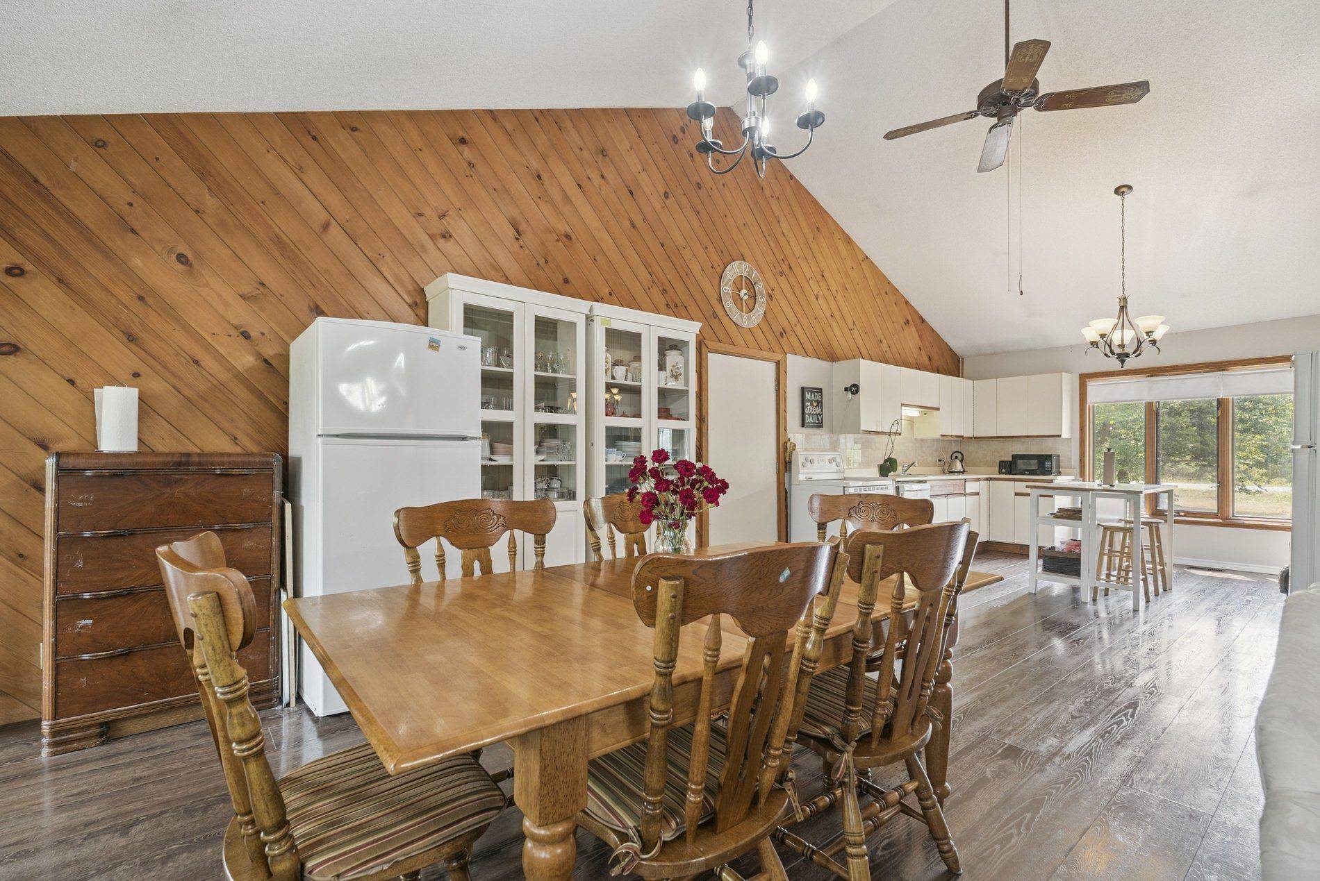 Essa, ON L0M 1B1,7521 County Road 10 N/A