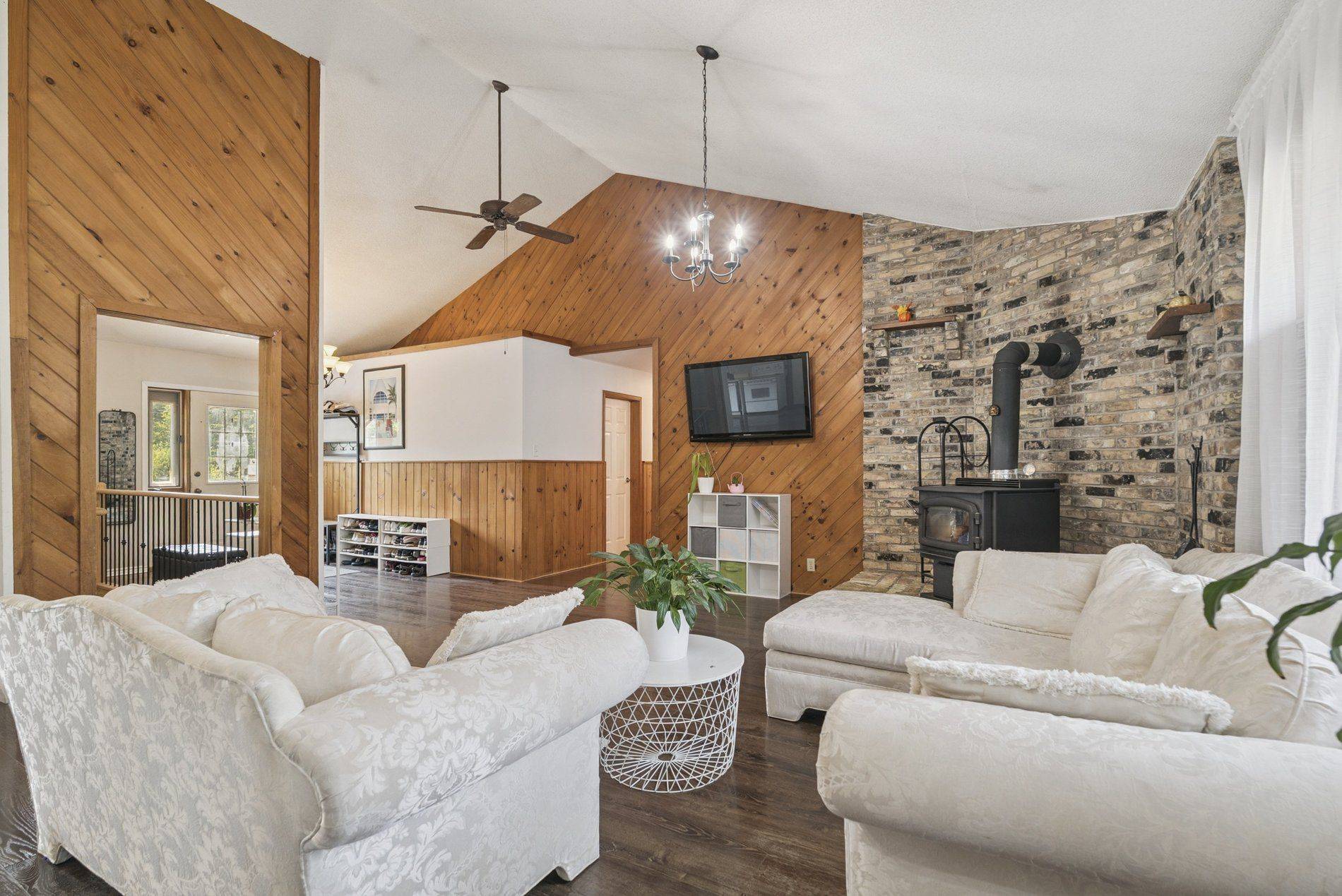 Essa, ON L0M 1B1,7521 County Road 10 N/A