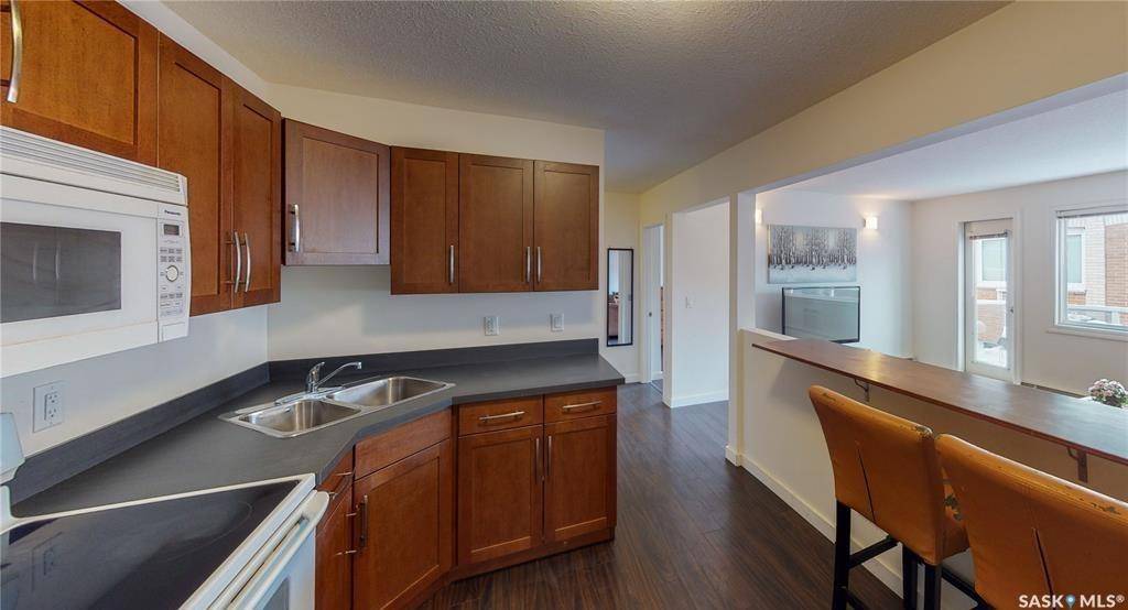 Regina, SK S4P 2M2,2060 Lorne STREET #18