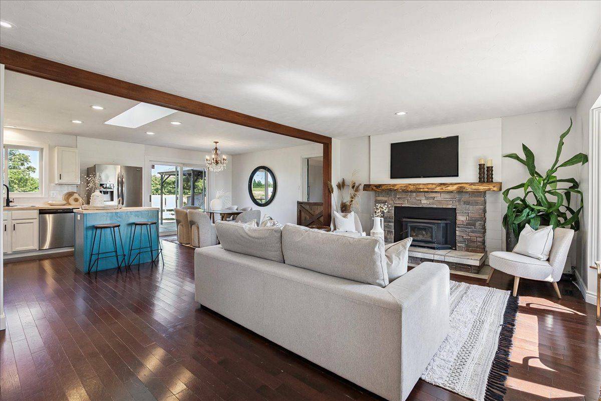 Hamilton, ON N0A 1R0,6550 Sinclairville RD