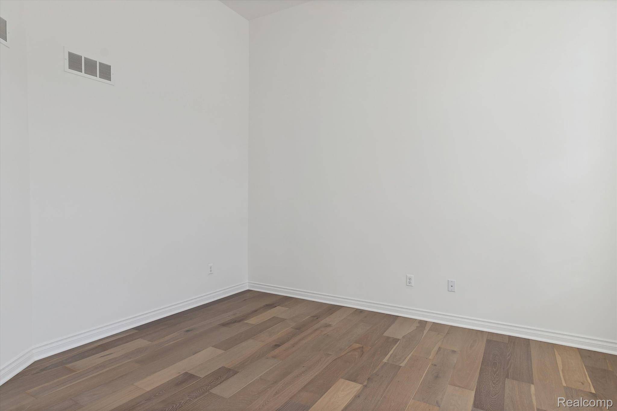 Plymouth, MI 48170,50520 Elmwood CT