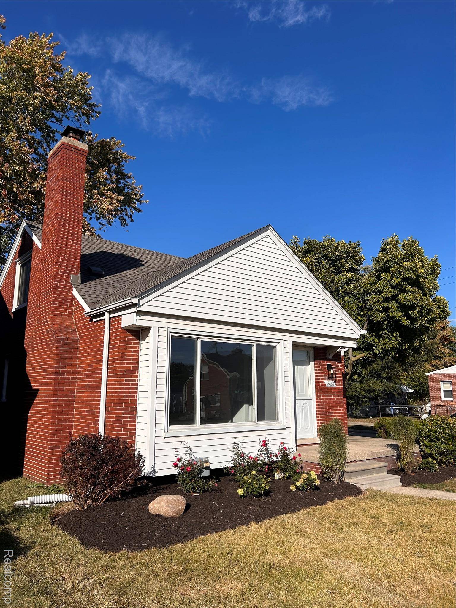 Eastpointe, MI 48021,15161 Sprenger AVE