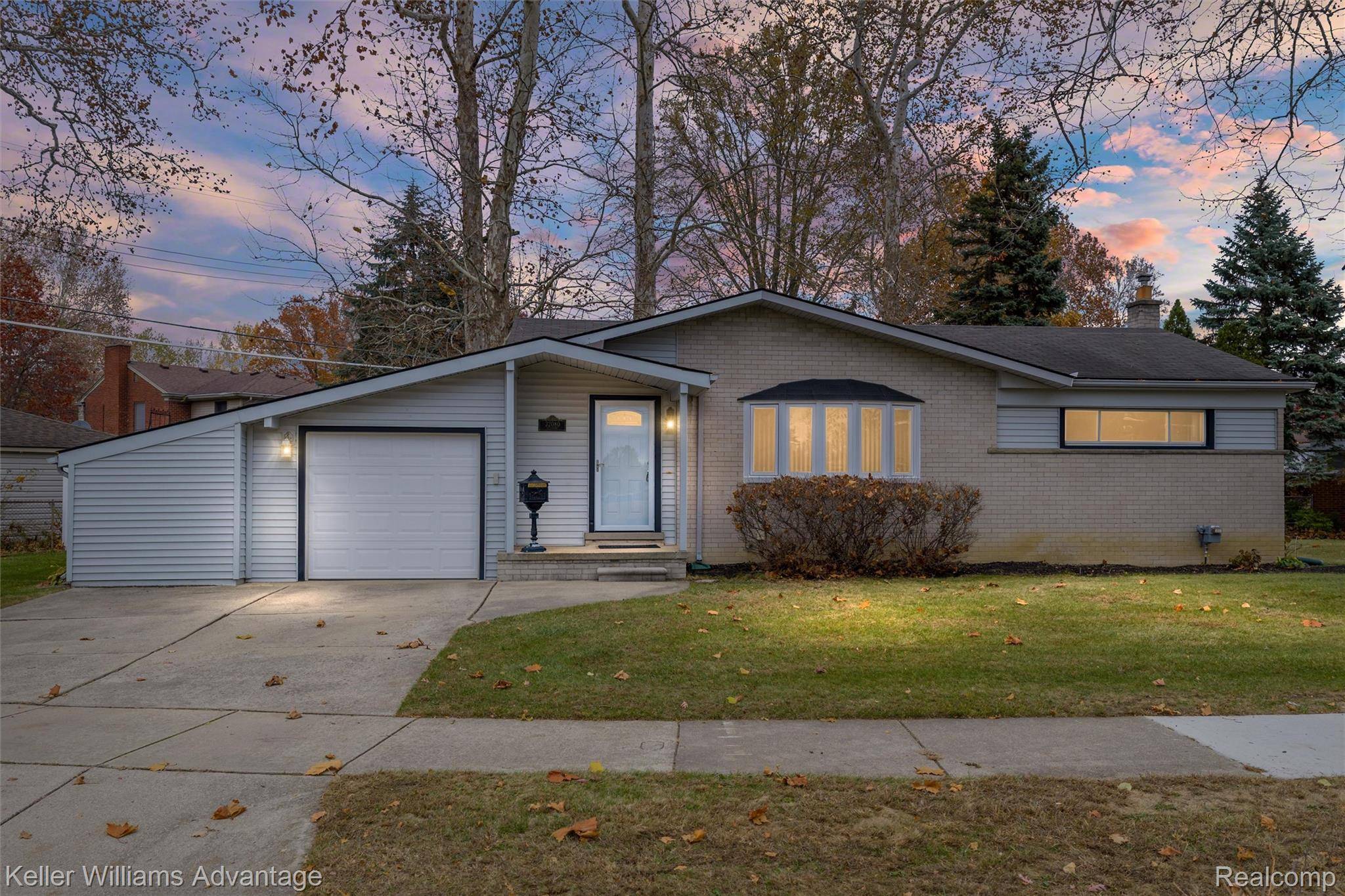 Livonia, MI 48150,32080 Delaware ST