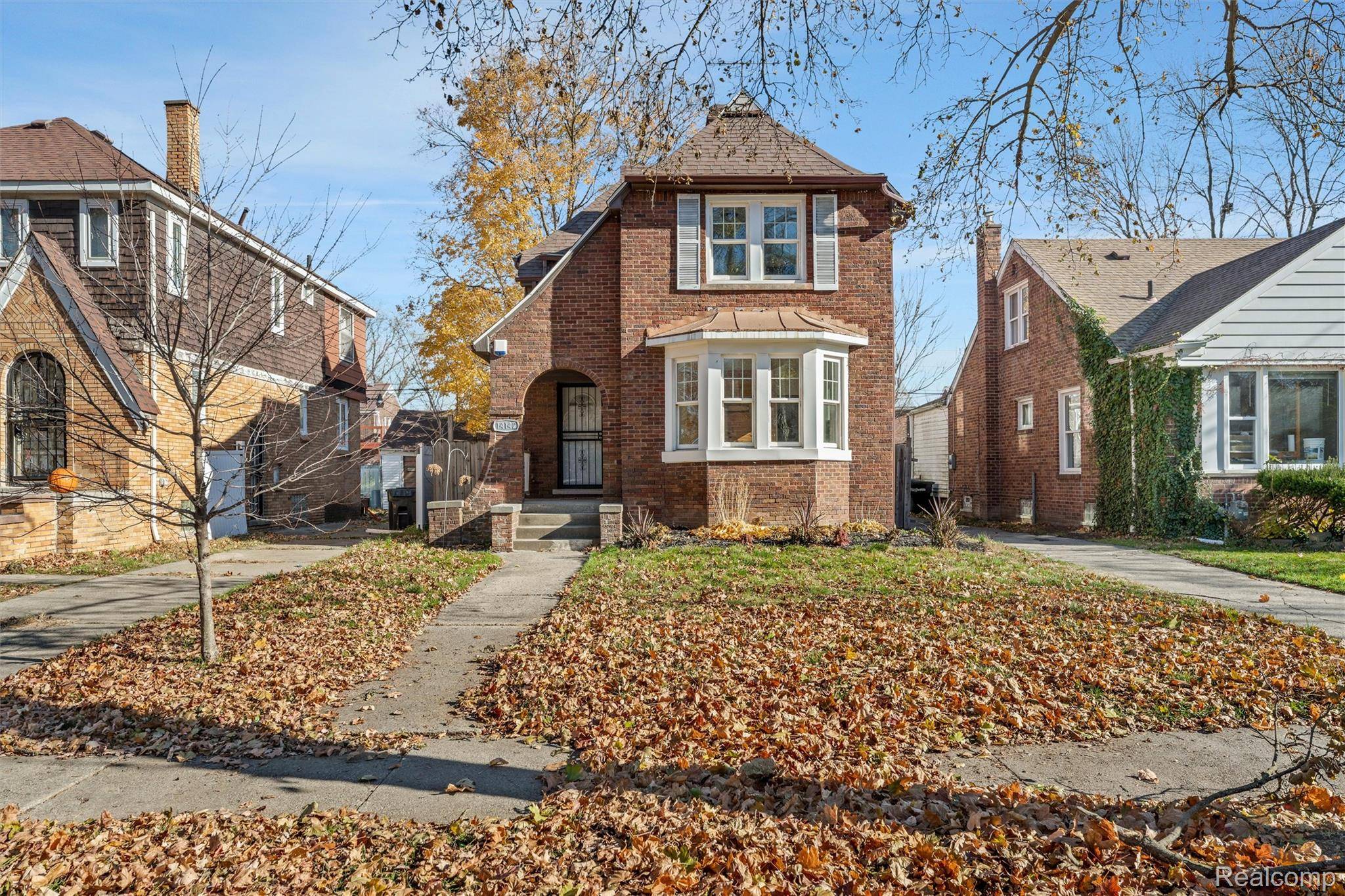 Detroit, MI 48223,14142 Penrod ST