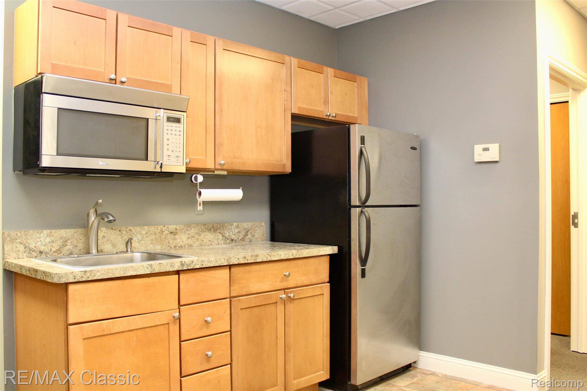 Milford, MI 48381,1550 N Milford RD #101 B