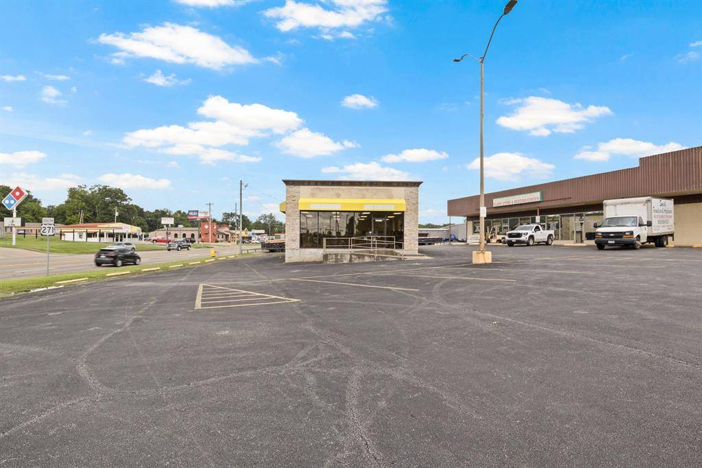 Pittsburg, TX 75686,305-A S Greer