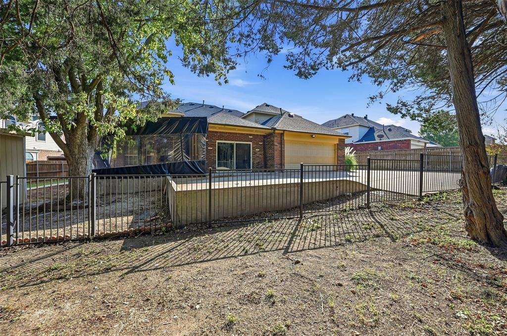 Desoto, TX 75115,305 Wylie Creek Place