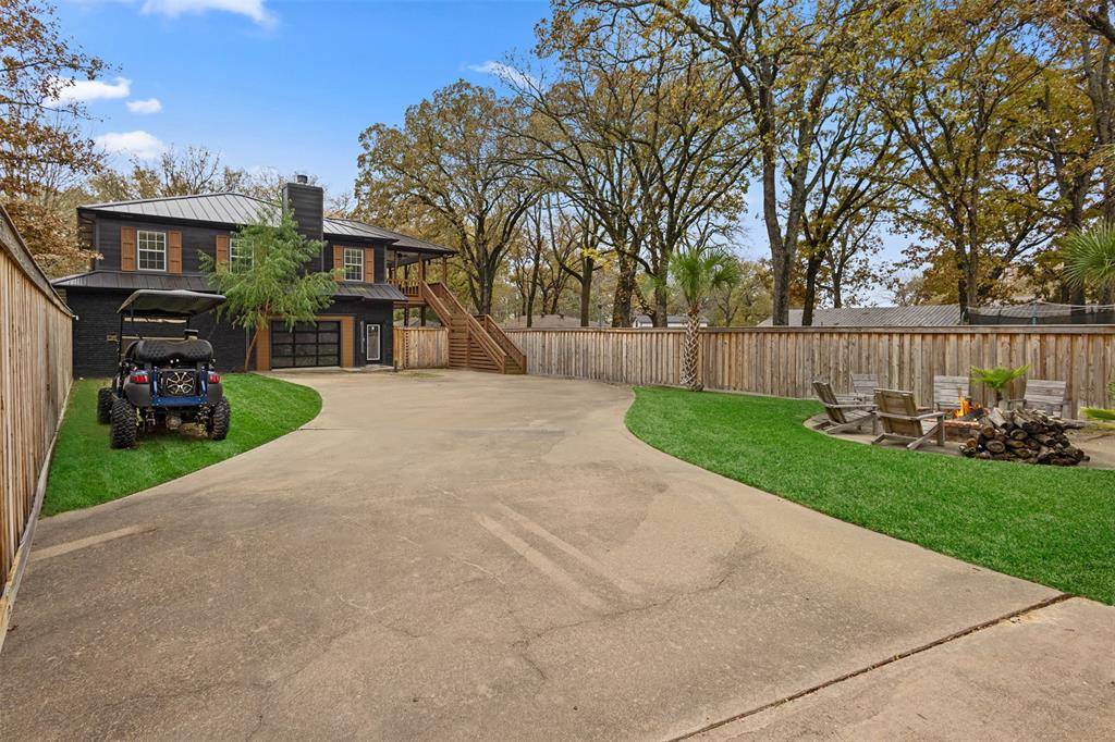 Mabank, TX 75156,106 White Oak Drive