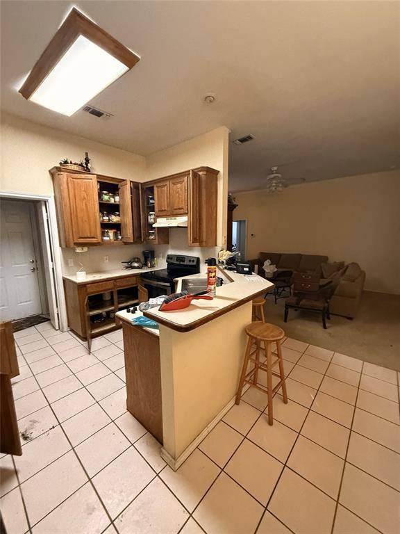 Denton, TX 76209,1220 Oak Valley