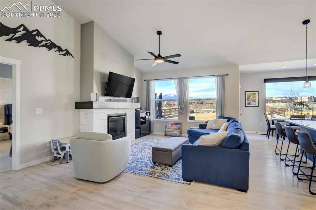 Colorado Springs, CO 80922,3962 Ivy Hill DR