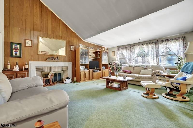 Parsippany-troy Hills Twp., NJ 07034,122 Lake Shore Dr