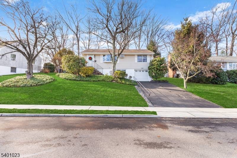 Bloomingdale Boro, NJ 07403,69 Hilltop Ter