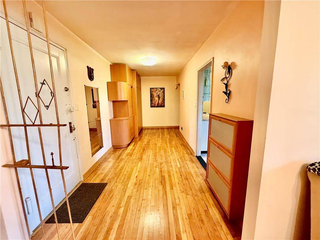 Brooklyn, NY 11235,2685 East 7th ST #4M