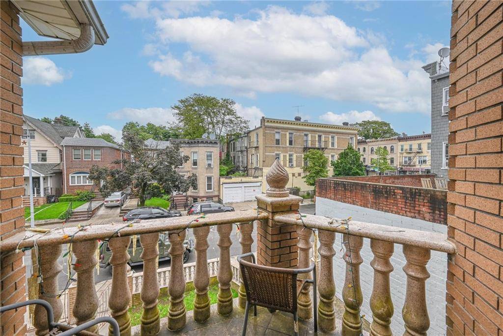 Brooklyn, NY 11209,272 77th ST