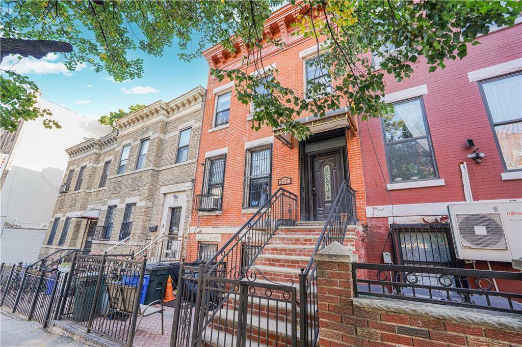 Brooklyn, NY 11232,517 40th ST