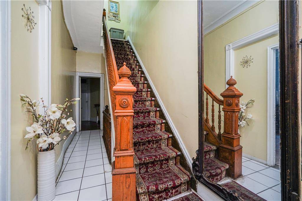 Brooklyn, NY 11232,517 40th ST