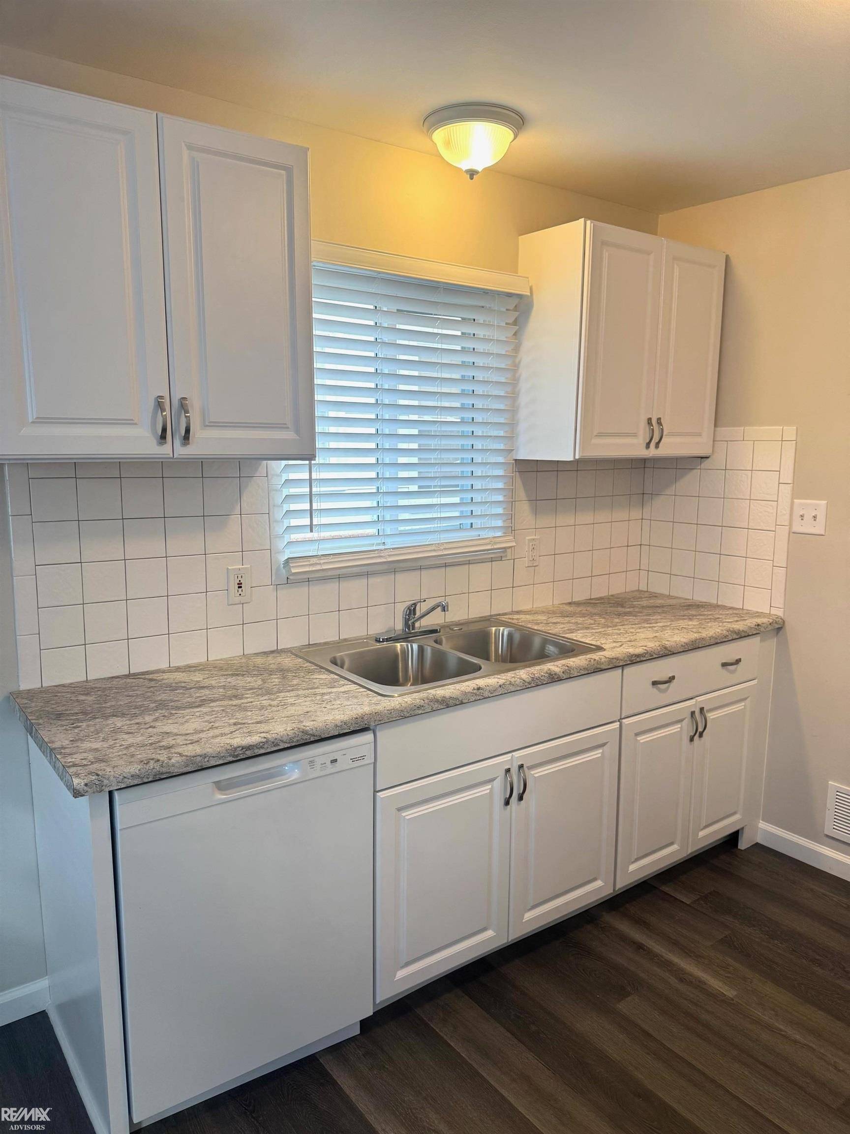 Saint Clair Shores, MI 48080,22417 Maxine ST