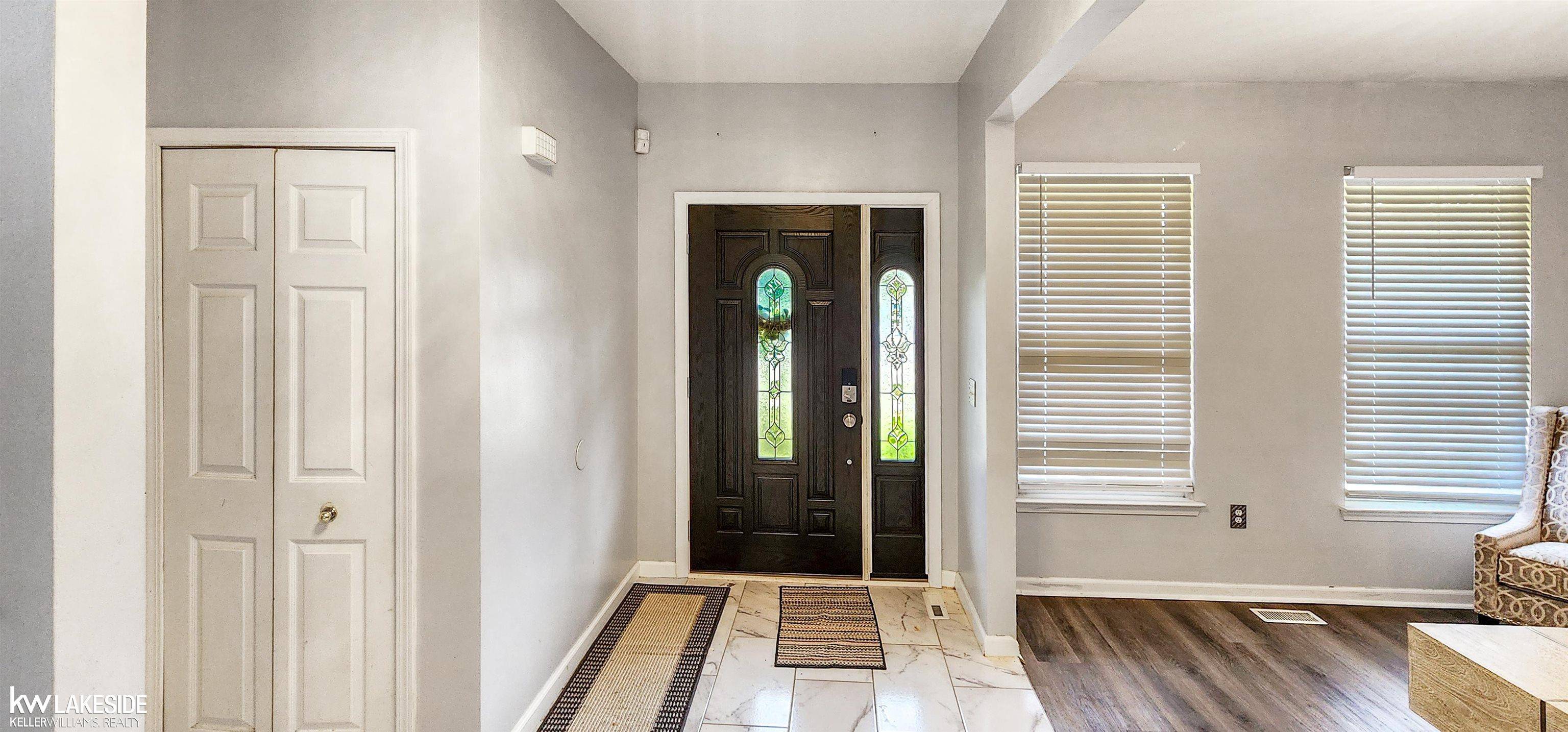 Romulus, MI 48174,39025 Buckingham DR