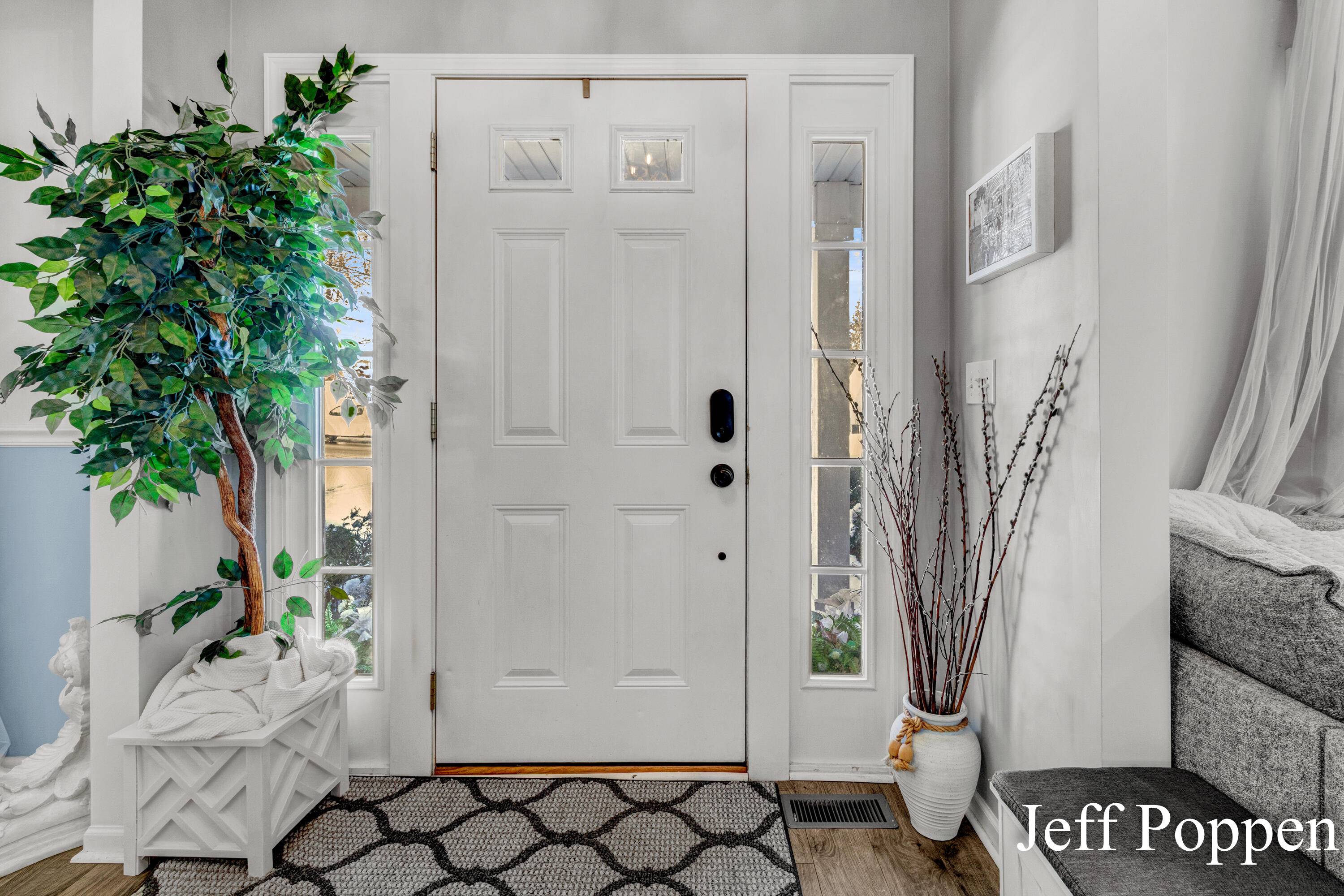 Wyoming, MI 49519,5382 Pinnacle DR SW