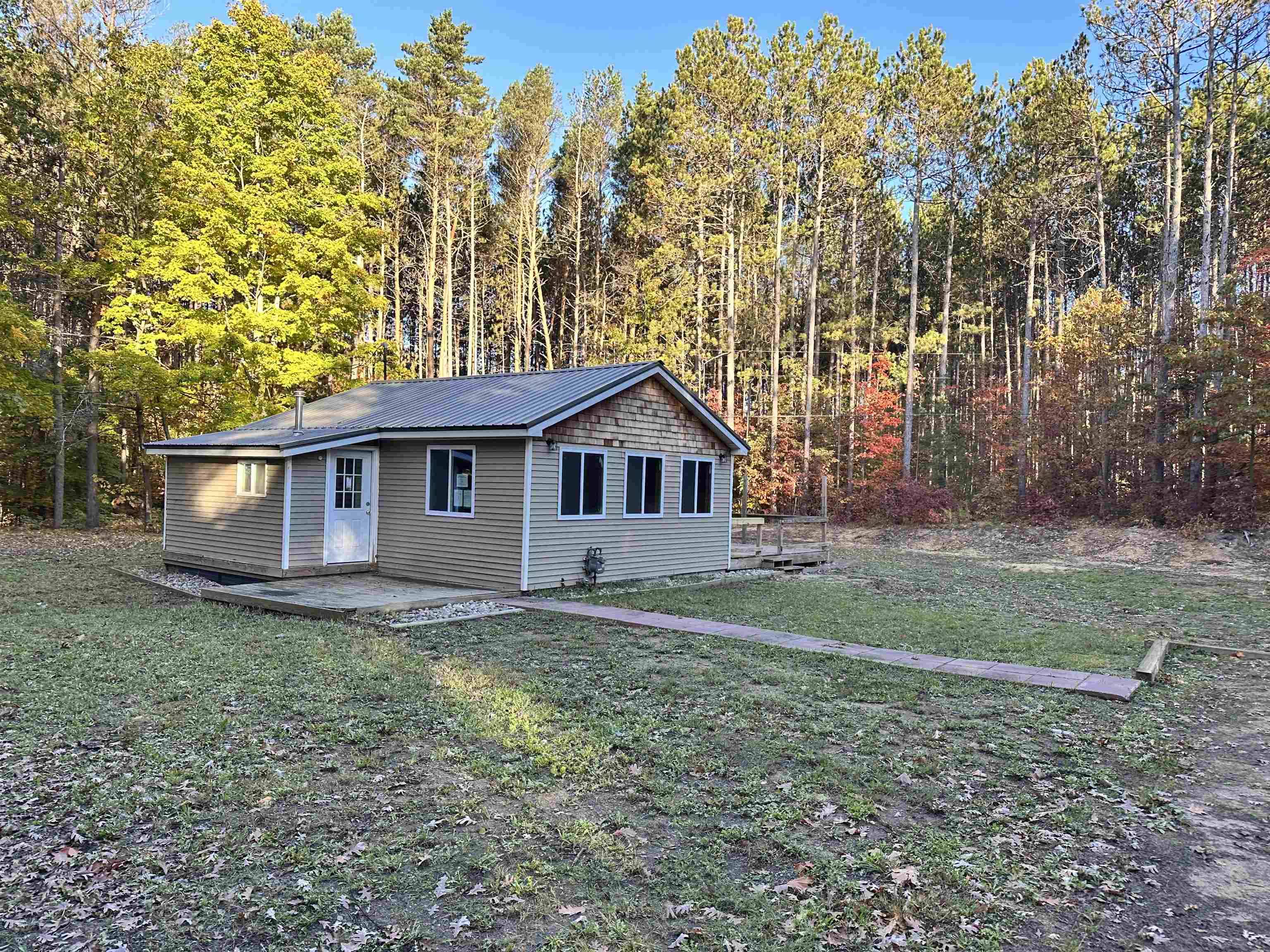 Fife Lake, MI 49633,303 Oak ST