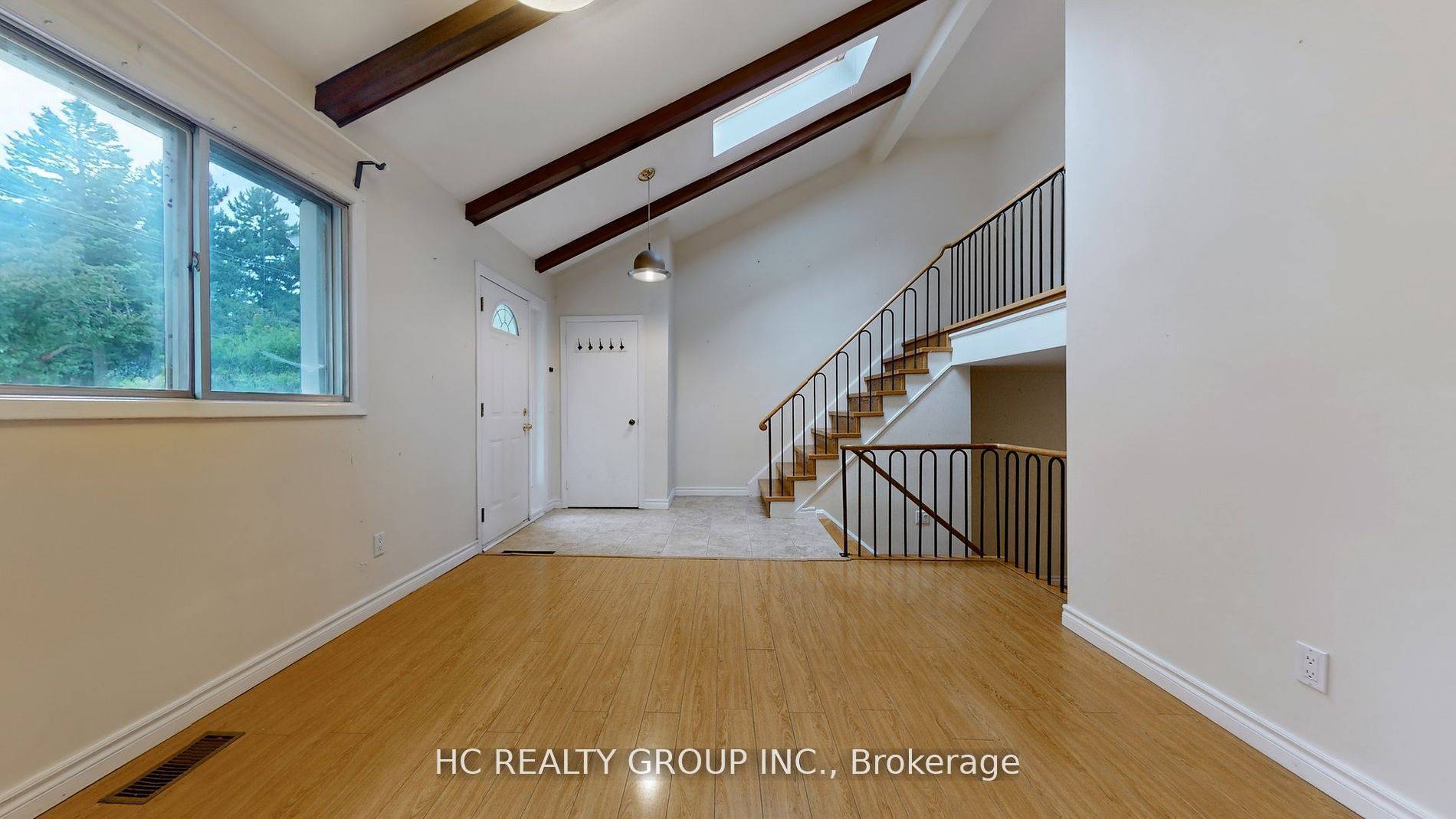 Toronto C15, ON M2K 1Y5,55 Sumner Heights DR