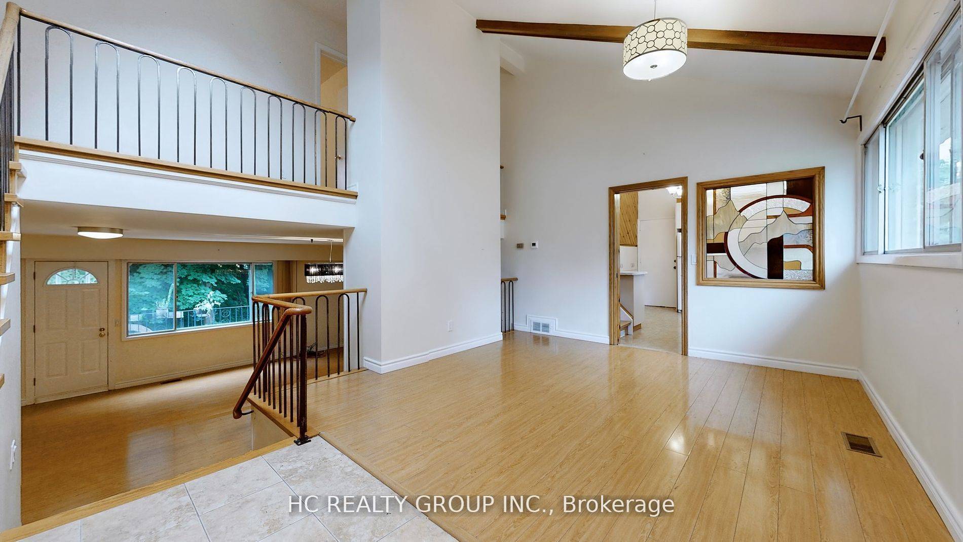 Toronto C15, ON M2K 1Y5,55 Sumner Heights DR