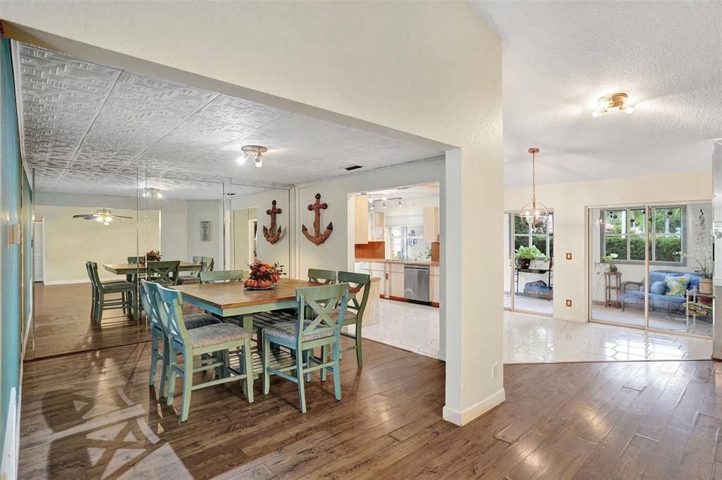 Coral Springs, FL 33067,5372 Pine Circle