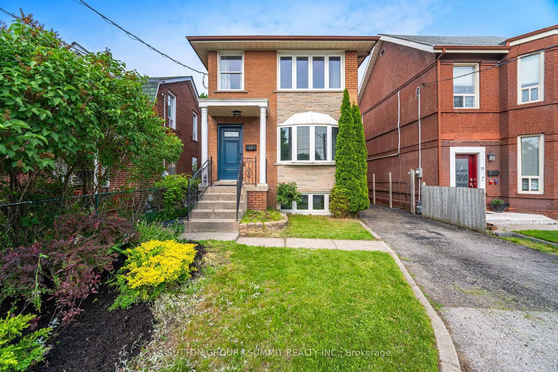 Toronto W07, ON M8Y 3M8,57 Stephen DR