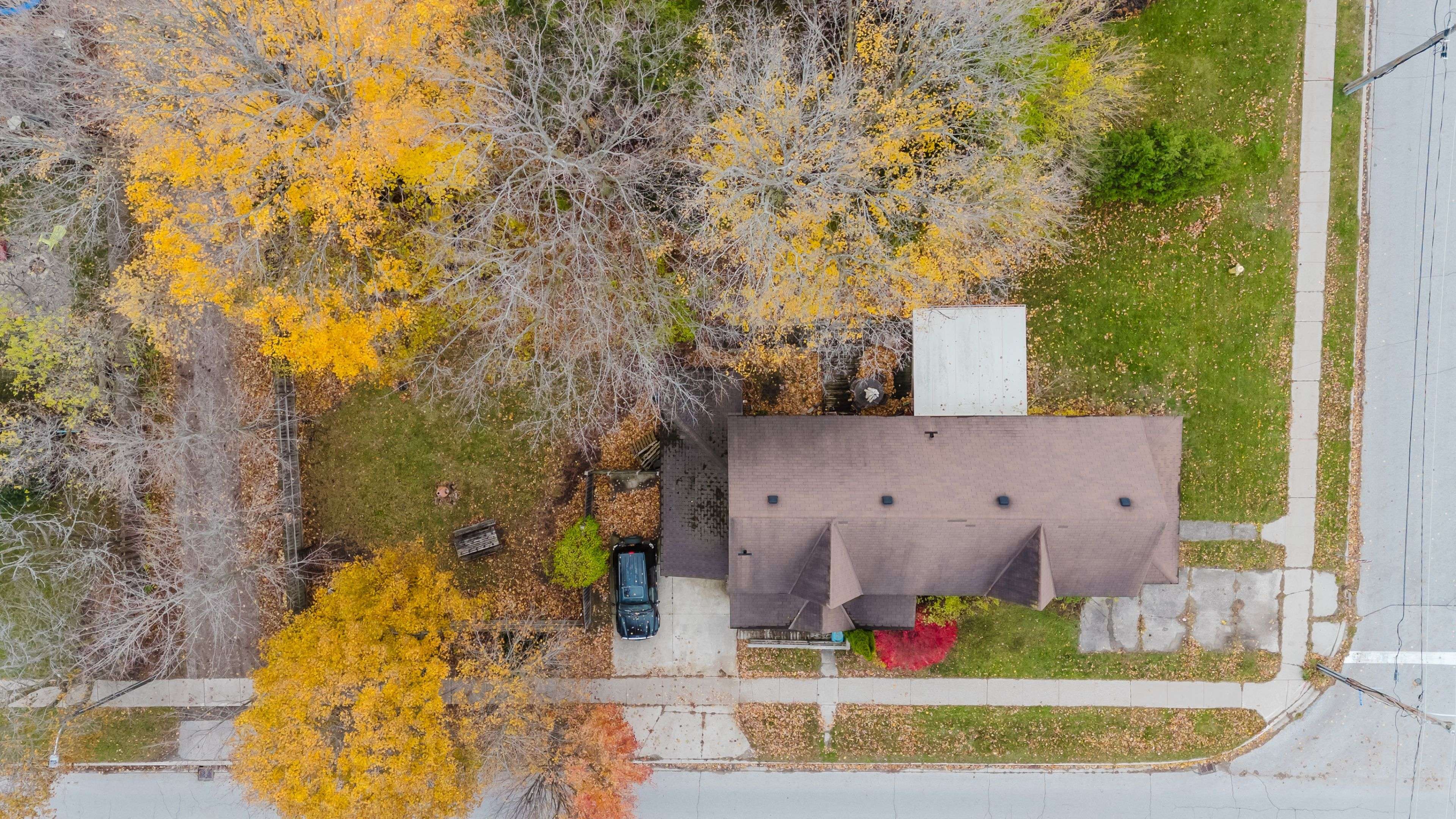 Saugeen Shores, ON N0H 2C0,643 Elgin ST