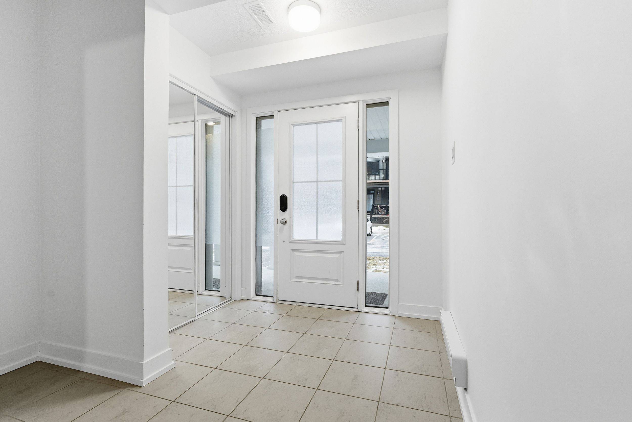 Barrhaven, ON K2J 6P5,289 Anyolite Private