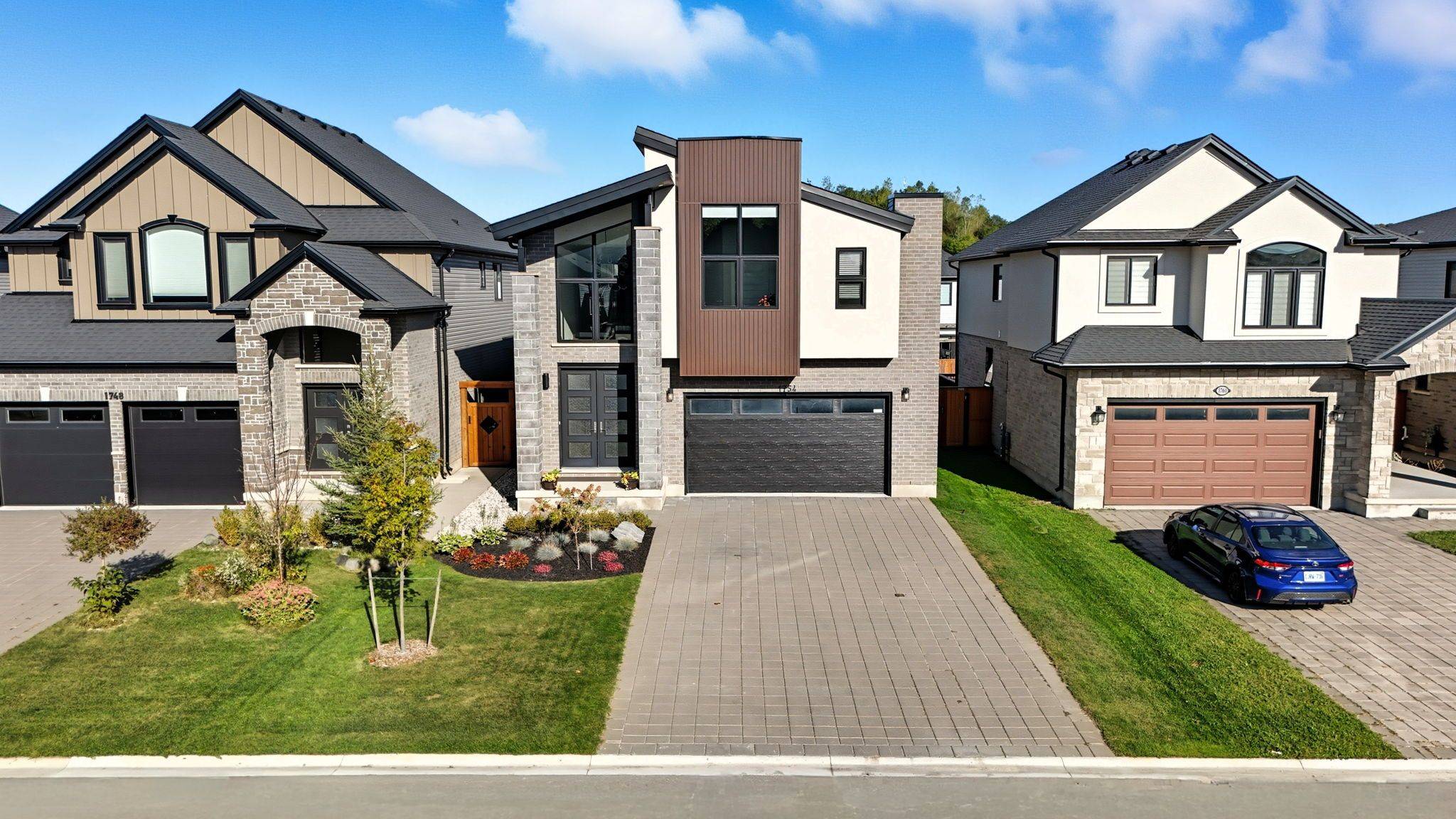 London South, ON N6K 0H4,1754 Brayford AVE