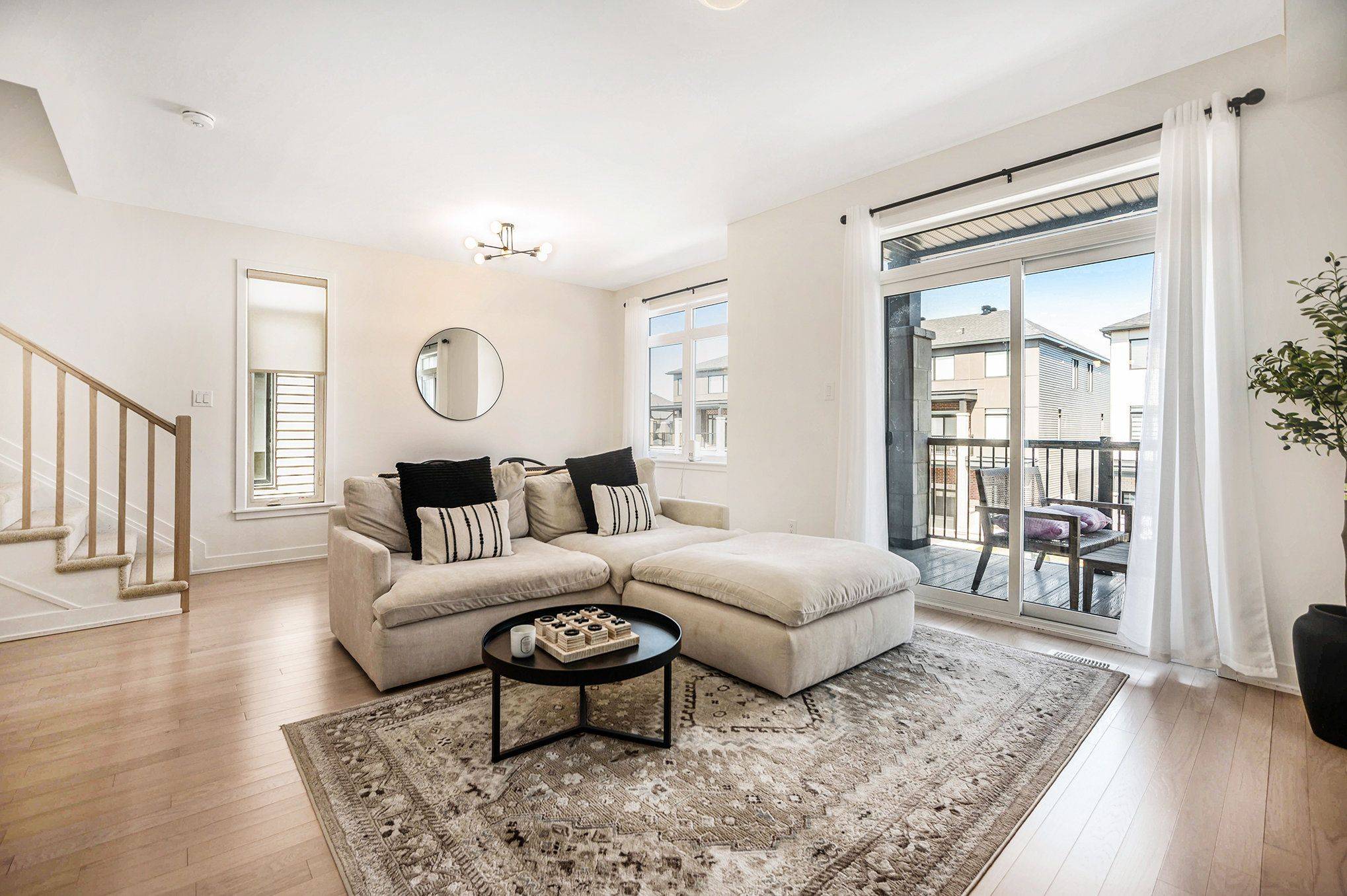 Kanata, ON K2S 2R7,58 Arinto PL