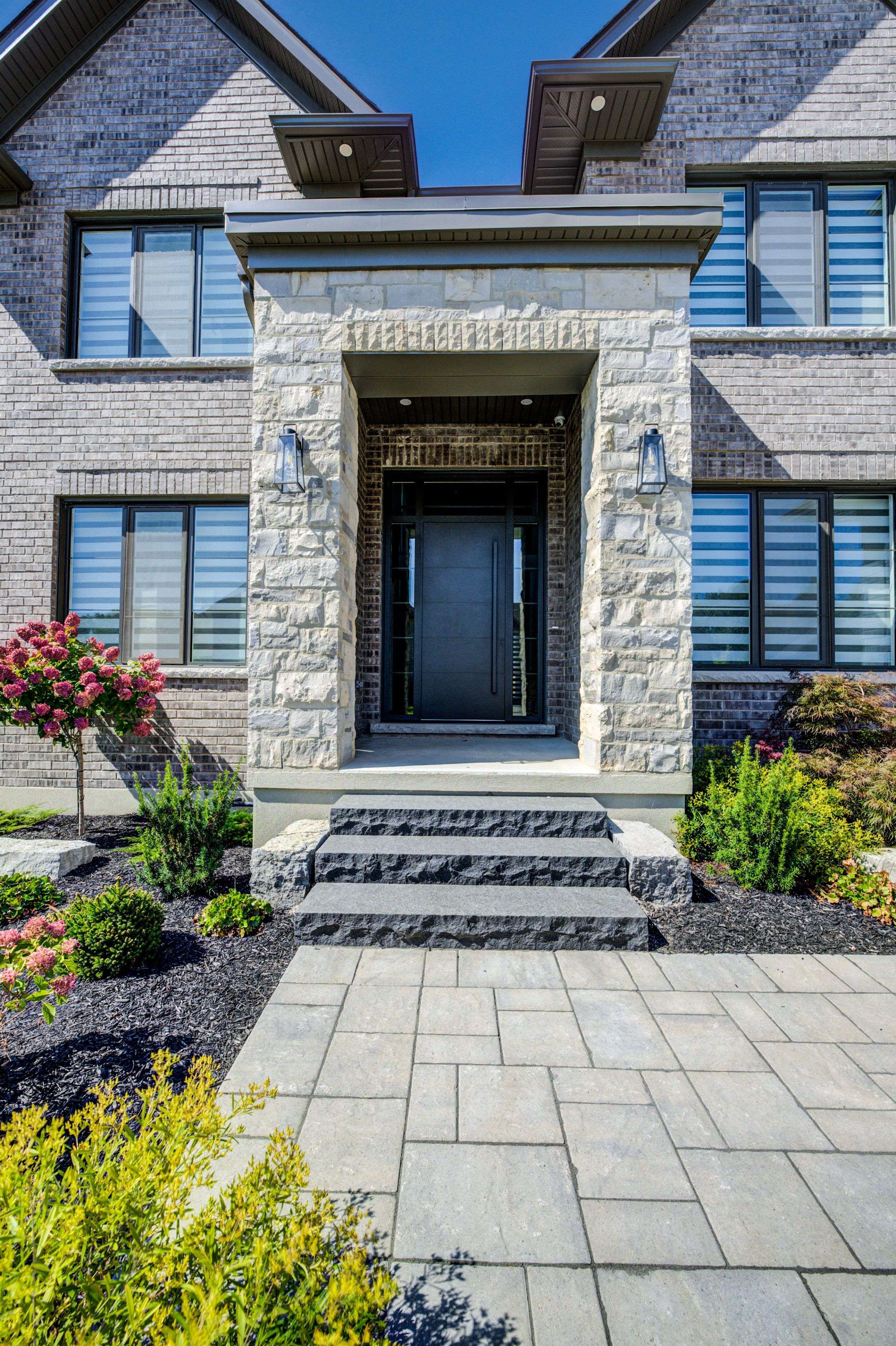 Kitchener, ON N2P 0G6,47 Pioneer Ridge DR