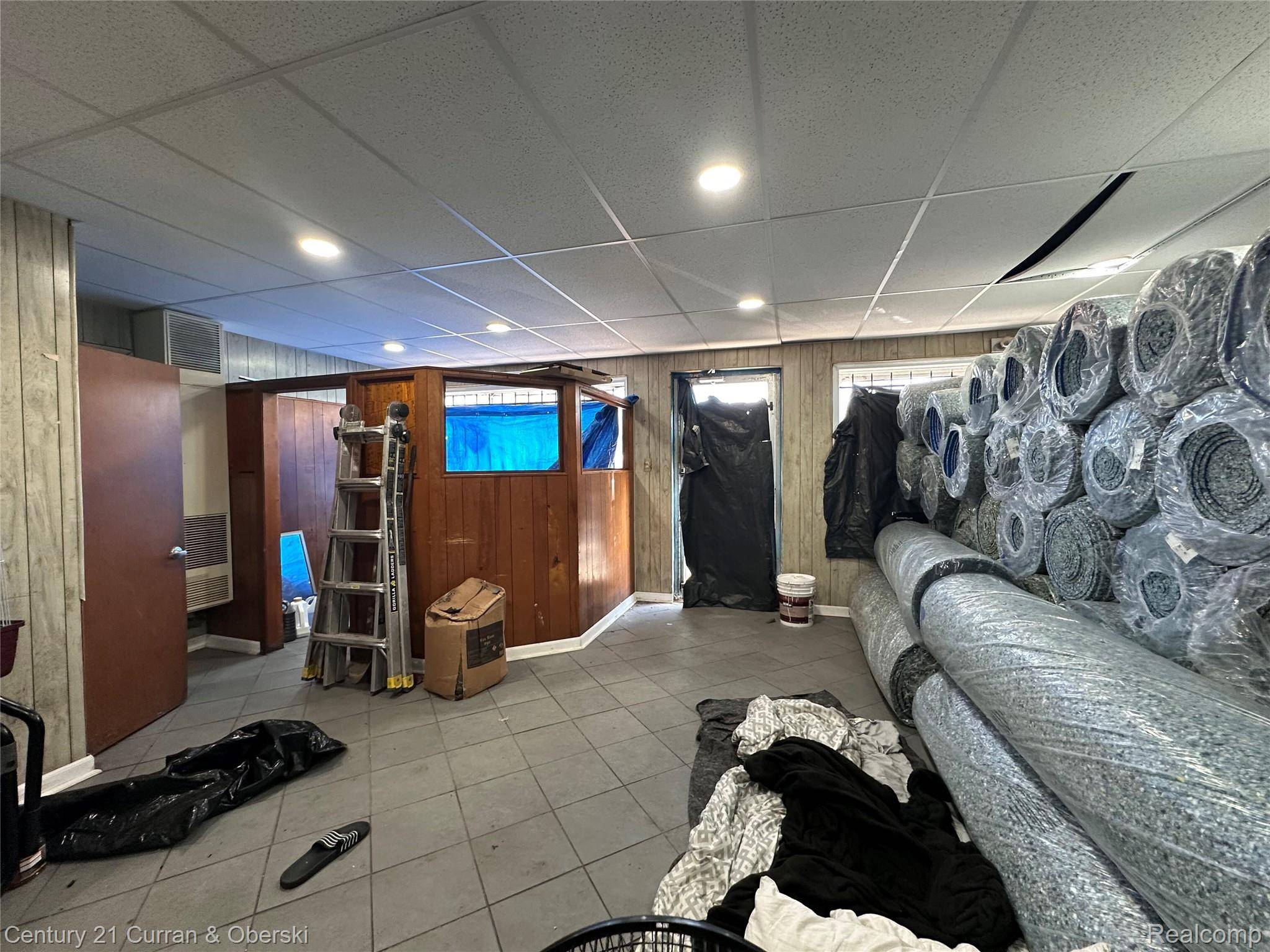 Southfield, MI 48075,20854 W 8 Mile RD