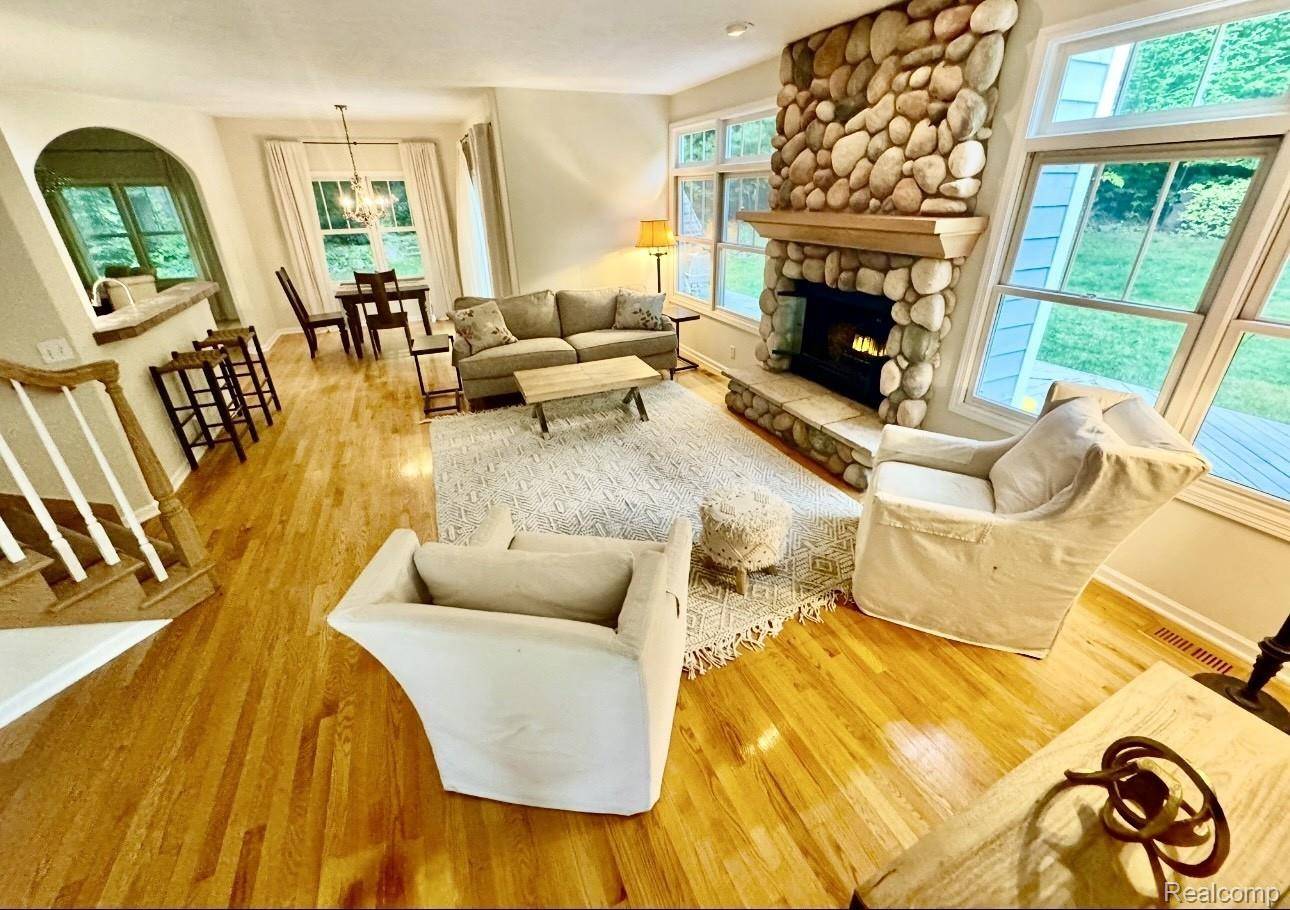 Grand Haven, MI 49417,11536 Oak Grove RD