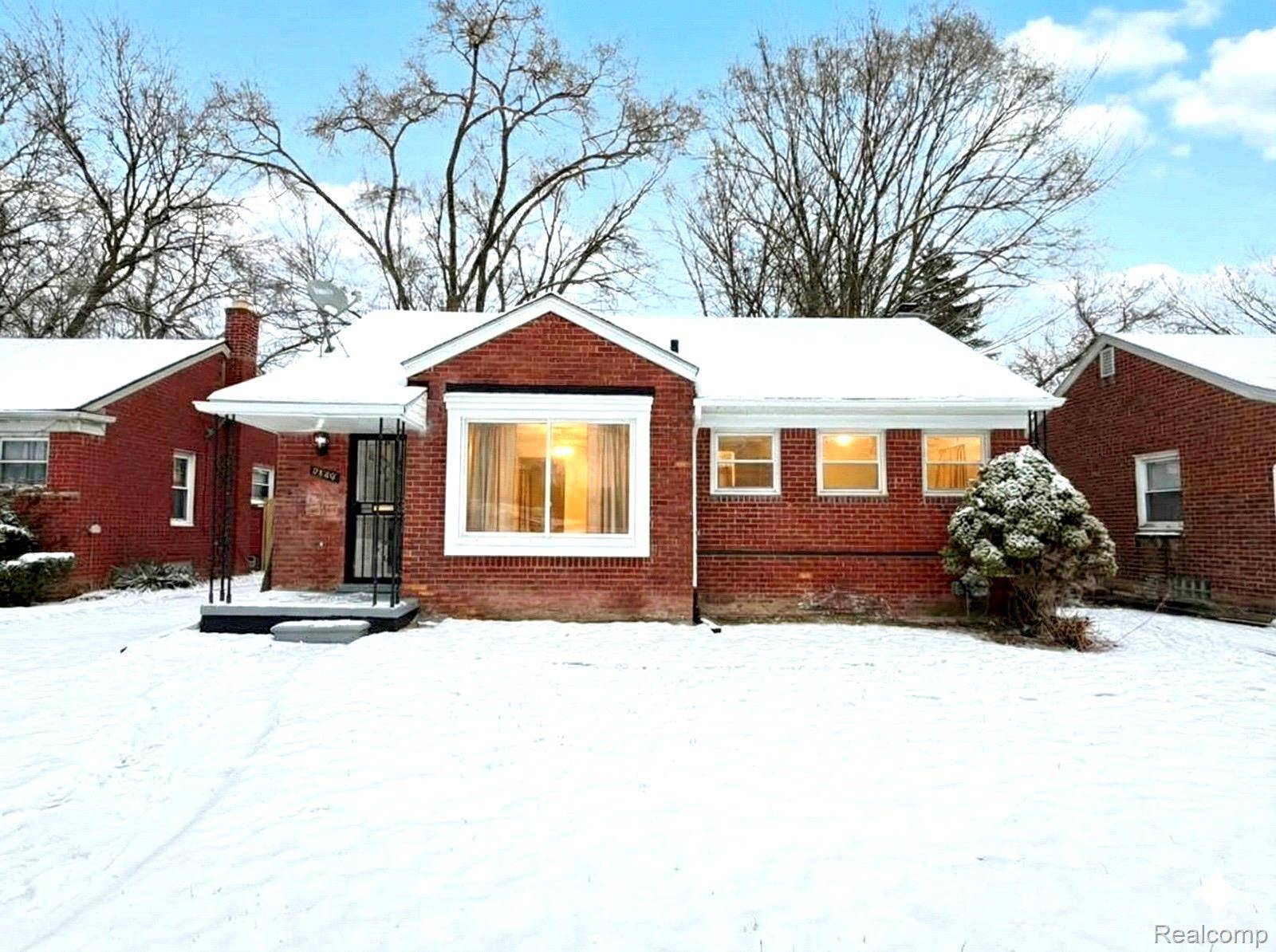 Detroit, MI 48228,9550 Heyden ST