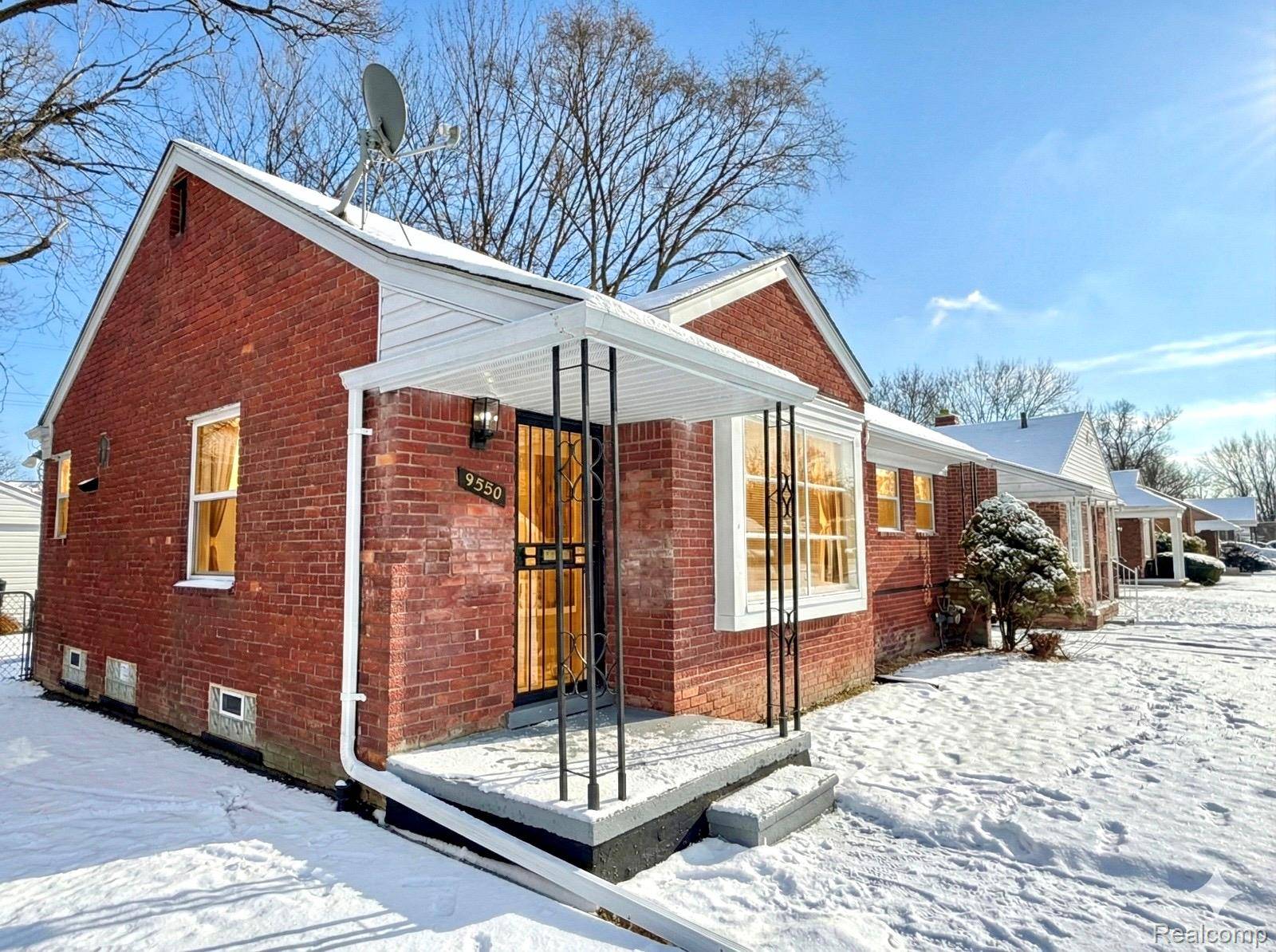 Detroit, MI 48228,9550 Heyden ST