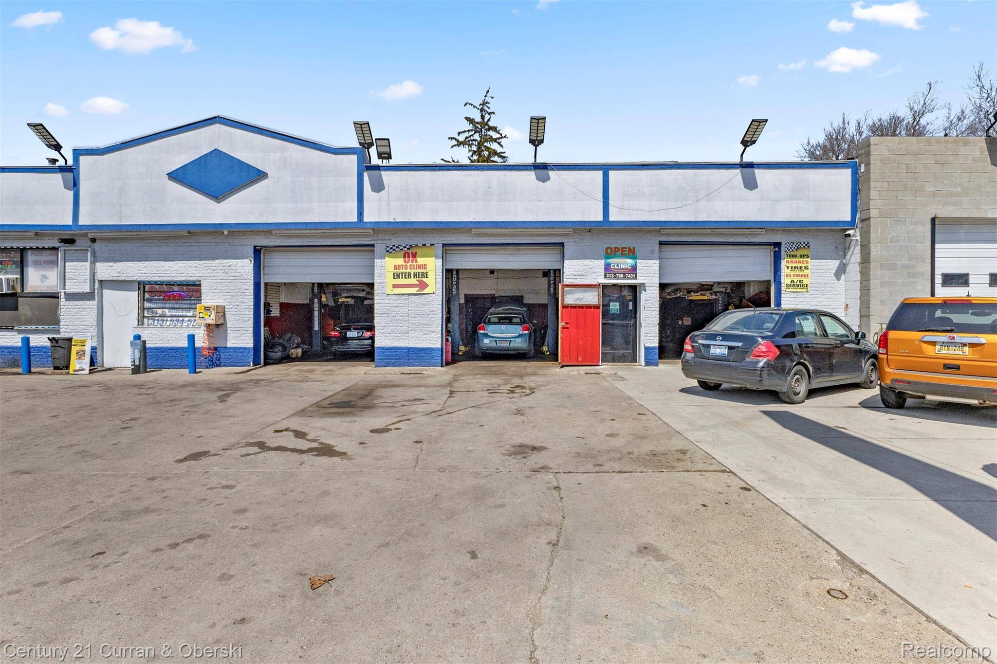 Detroit, MI 48219,20630 W SEVEN MILE ROAD RD