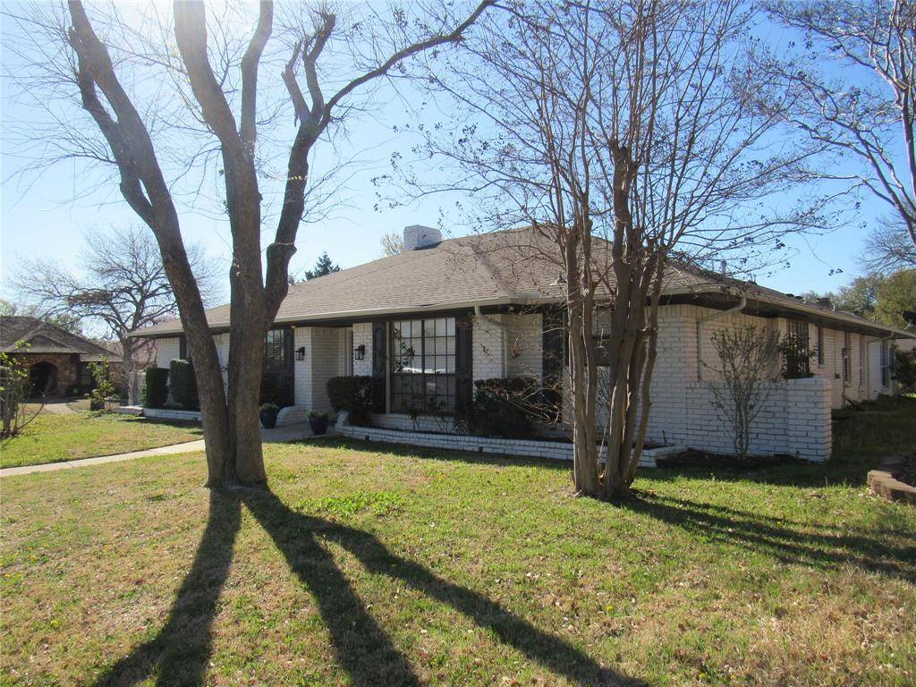 Dallas, TX 75243,9754 Amberley Drive