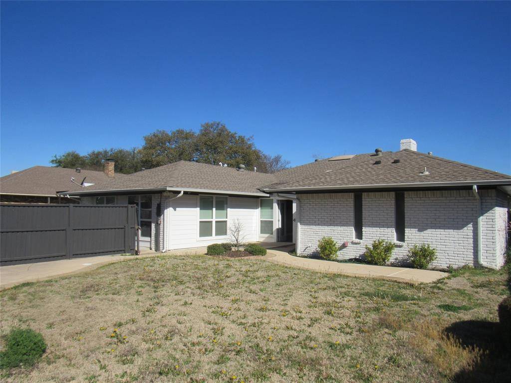 Dallas, TX 75243,9754 Amberley Drive