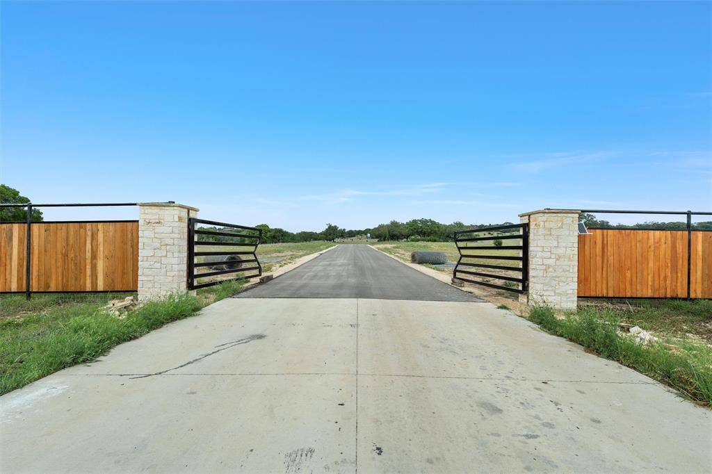Oglesby, TX 76561,446 Grand Canyon Drive
