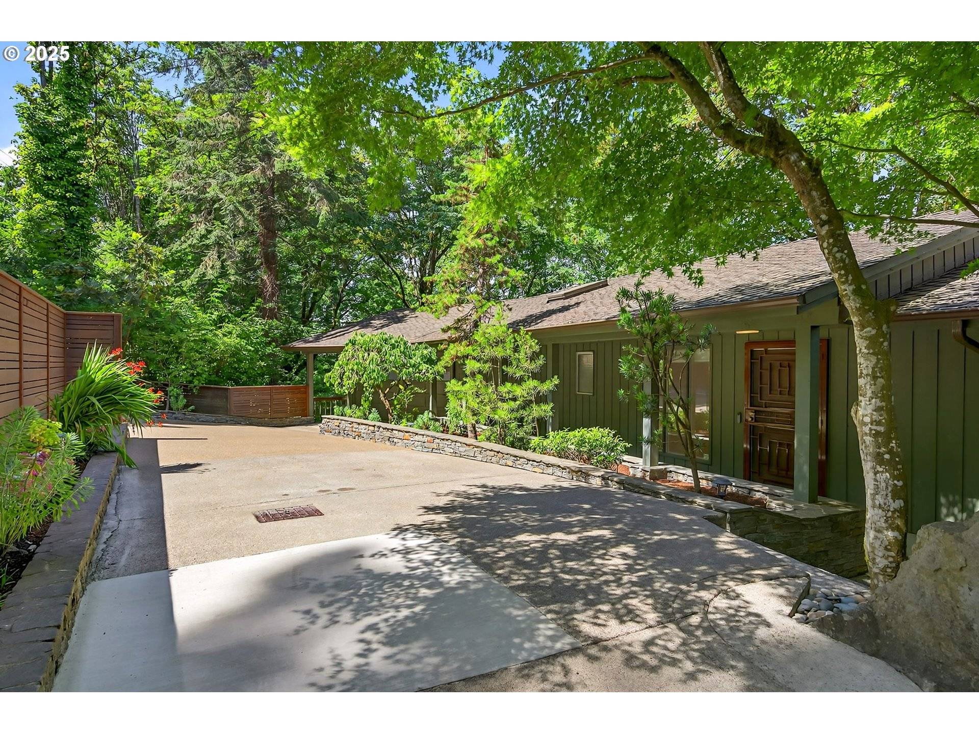 Portland, OR 97239,2850 SW FAIRMOUNT BLVD