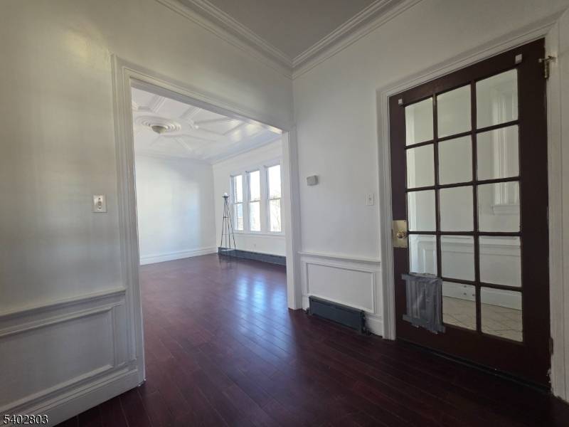 Elizabeth City, NJ 07208,640 Wyoming Ave