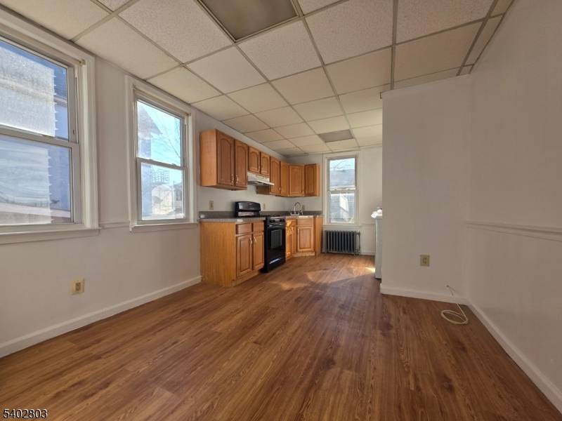 Elizabeth City, NJ 07208,640 Wyoming Ave